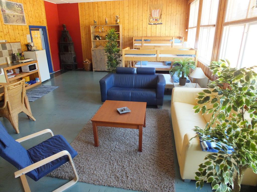 Apartamento Henseid Skole Hennseid Exterior foto