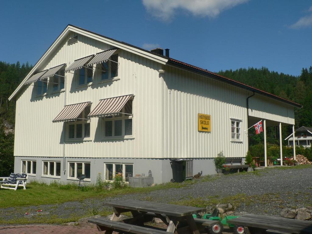 Apartamento Henseid Skole Hennseid Exterior foto